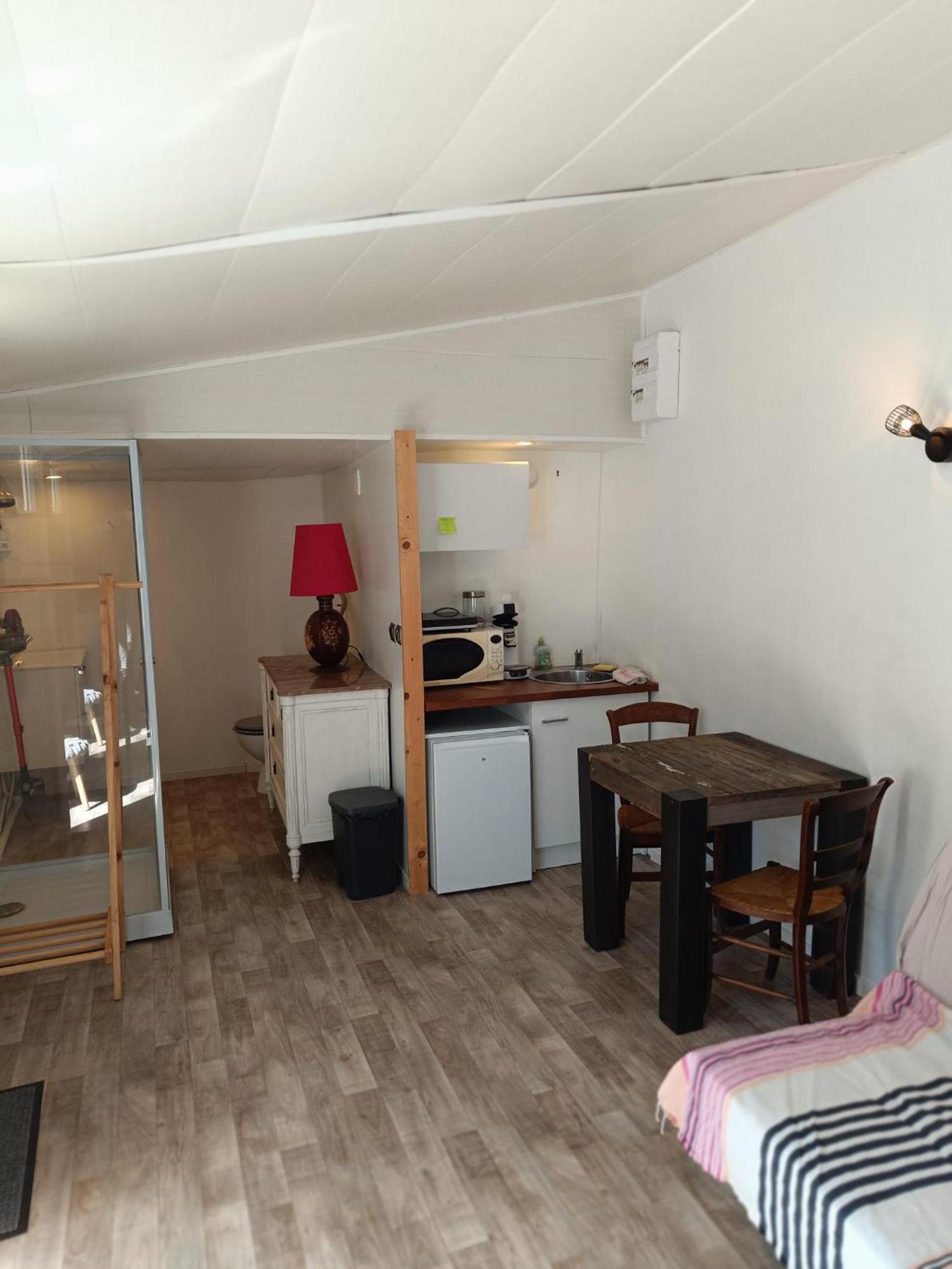Le Au Calme A Apartamento Royan